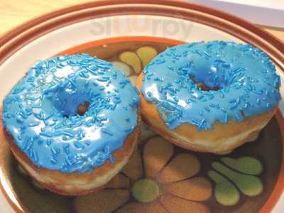 Daynight Donuts