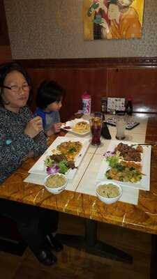 Sumo Steakhouse & Sushi Bar