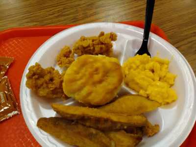 Lee's Famous Recipe Chicken