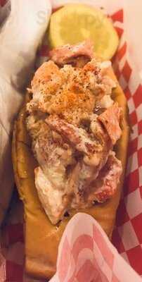 High Tide Lobster Bar