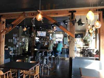 Bighorn Bar And Grill