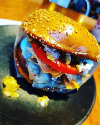 Roam Artisan Burgers