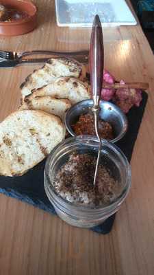 Queen City Wine Dive