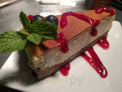 Queen City Wine Dive