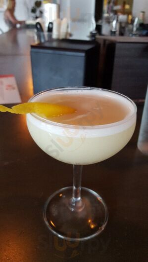 Queen City Wine Dive