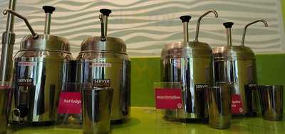 Menchie's Frozen Yogurt