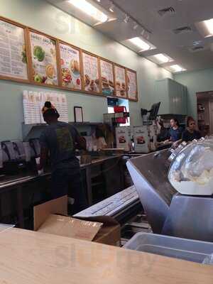 Tropical Smoothie Cafe