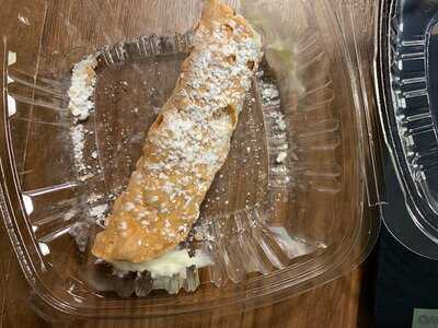 Cusato's Pizzeria & Deli