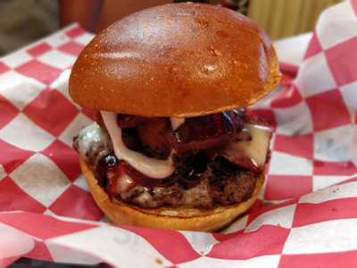 Zo's Good Burger - New Center Detroit