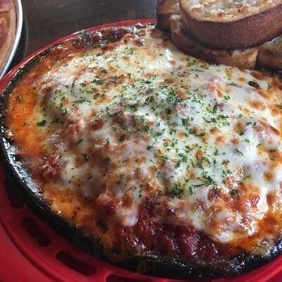 Alexander Bullitt's Winery Brewery & Bistro