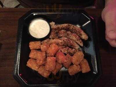 Hemingway’s Bar & Grill