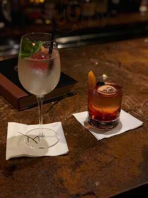 16 - A Handcrafted Experience