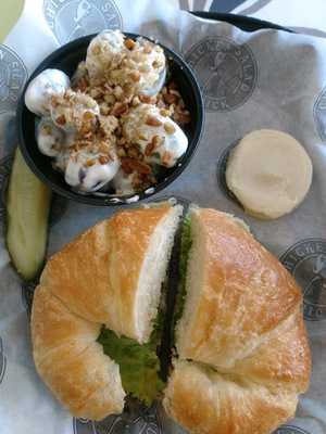 Tropical Smoothie Cafe