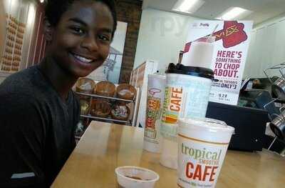 Tropical Smoothie Cafe