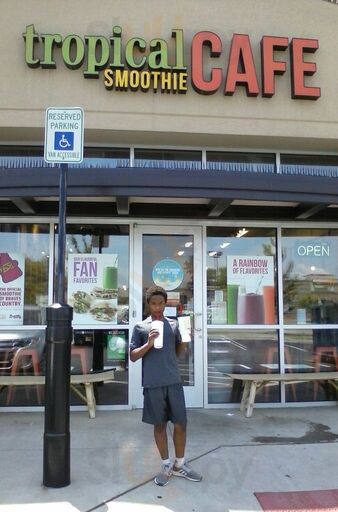 Tropical Smoothie Cafe