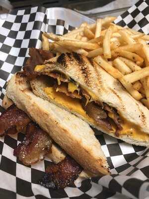 Federal Burgers And Wings