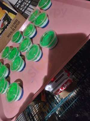 Gloria's Bar & Grill