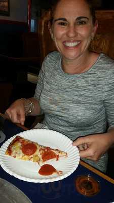 Rusty's Pizza Parlor