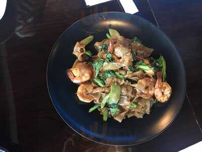 Osha Authentic Thai And Sushi Bar