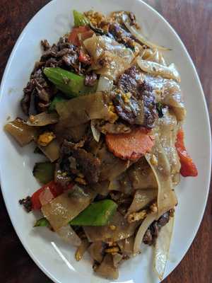 Dean's Thai Curry Pizza