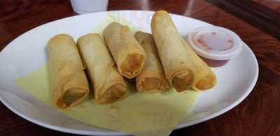 Dean's Thai Curry Pizza