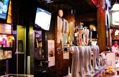 Rooster's Bar & Grill