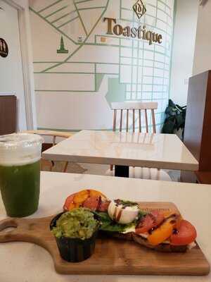 Toastique