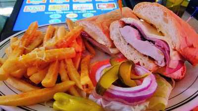 Coach's Grill & Sports Bar