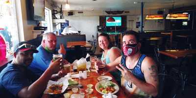 Kahuna's Bar And Grill