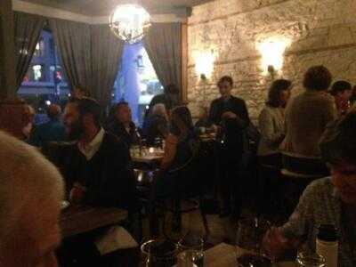 Hamilton's On The Square