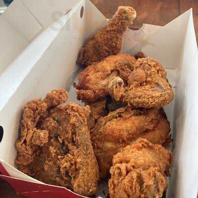 Queen Pizza & Krispy Krunchy Chicken