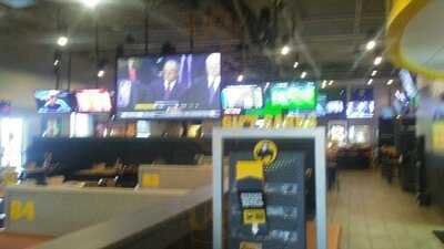 Buffalo Wild Wings Grill & Bar