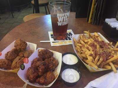 Buffalo Wild Wings Grill & Bar