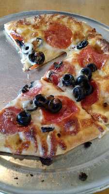 Medi's Pizza Pasta & Pints