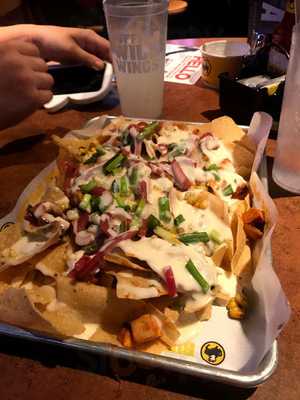Buffalo Wild Wings Grill & Bar