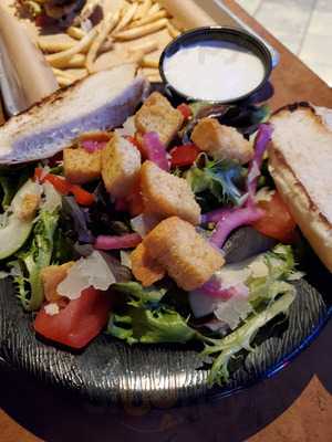 Buffalo Wild Wings Grill & Bar