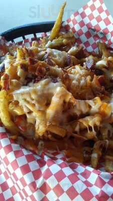 Coyote's Adobe Cafe & Bar