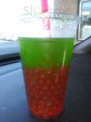 Lola's Frozen Yogurt