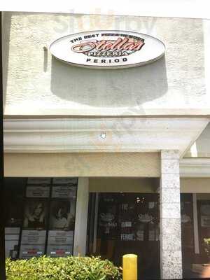 Stellas Pizzeria & Restaurant