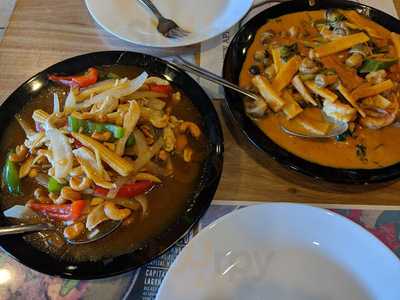 Bahn Thai Restaurant