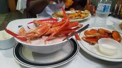 Maya Sports Bar And Grill