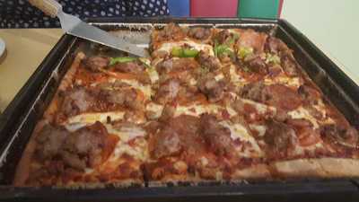 Rocky Rococo Pan Style Pizza