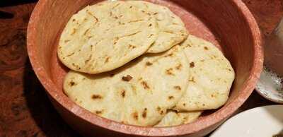 La Caravana Salvadoreno Restaurante