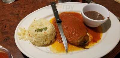 La Caravana Salvadoreno Restaurante