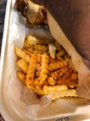 Wings Plus V & Grill