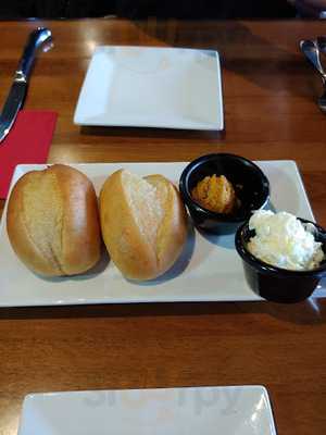 Slawgers - New American Restaurant