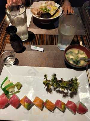 Takeshi Sushi And Ramen