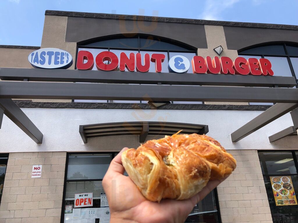 Tastees Donut & Burger