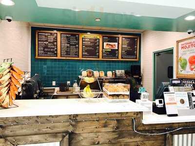 Tropical Smoothie Cafe