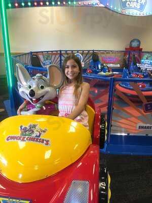 Chuck E. Cheese